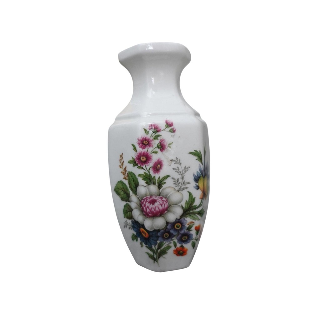 Small Hexagonal White Floral Vase Bud Vase Decorative Accent Tabletop Decor
